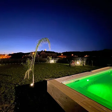 Brigida & Pool