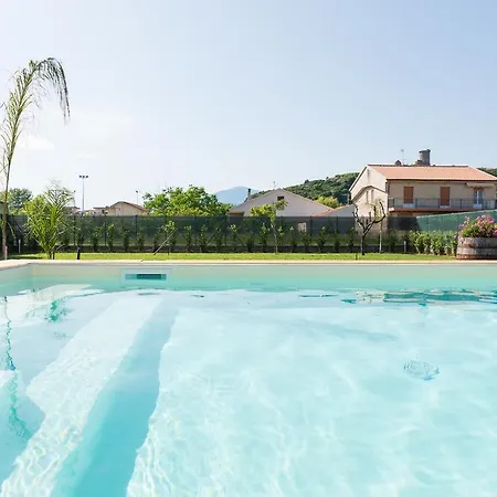 Brigida & Pool