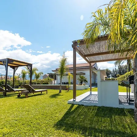 Brigida & Pool Villa *