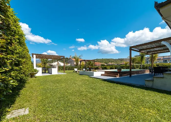 Brigida & Pool Vila Ascea