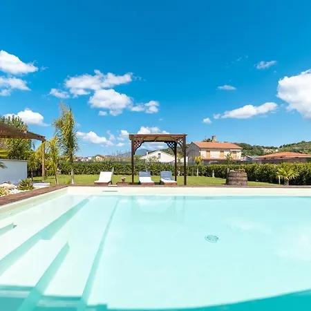 Brigida & Pool Villa