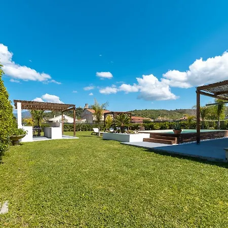 Brigida & Pool Villa Ascea